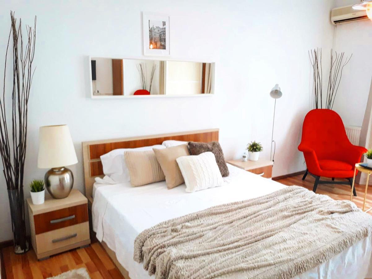 Studio Old Center Bucureşti Ngoại thất bức ảnh