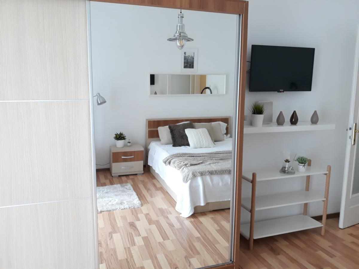 Studio Old Center Bucureşti Ngoại thất bức ảnh